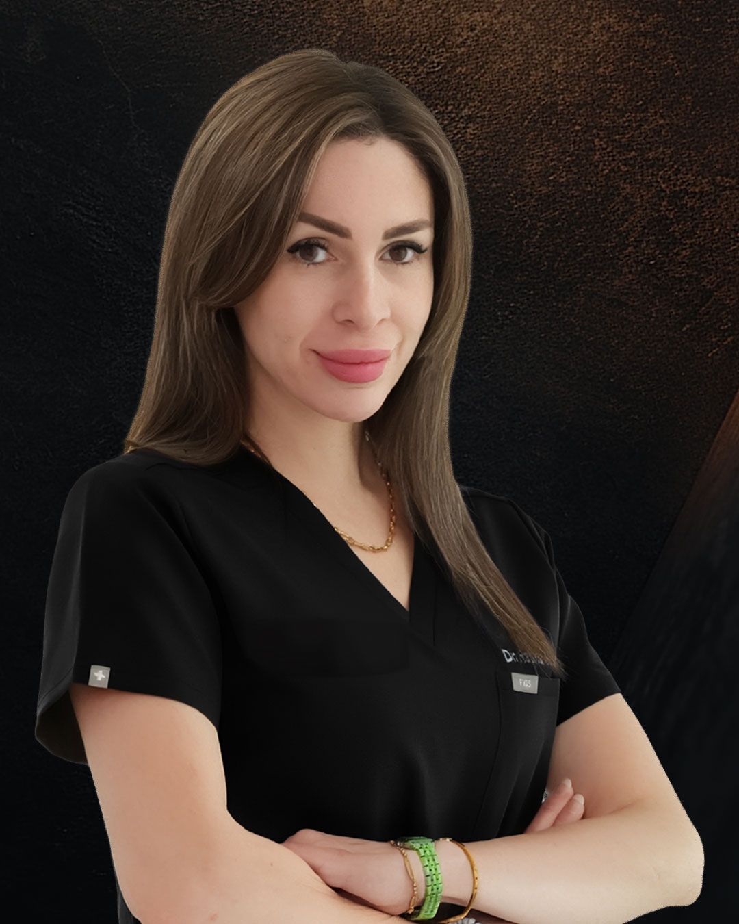 د. رشا حداد — أخصائي أسنان التعويضات السنية في مركز لؤلؤة الخليج