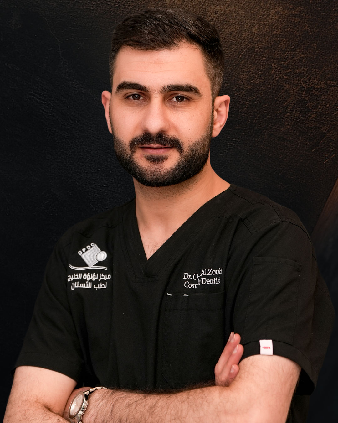 د. عمر الزعبي — طبيب أسنان عام في مركز لؤلؤة الخليج